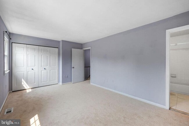 Building Photo - 4825 Nash Dr