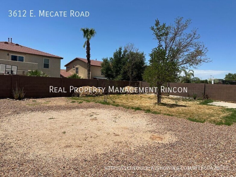 Building Photo - 3612 E Mecate Rd