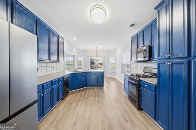 Building Photo - 903 Misty View Ct SW