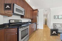 Building Photo - 3 bedroom in Boston MA 02116