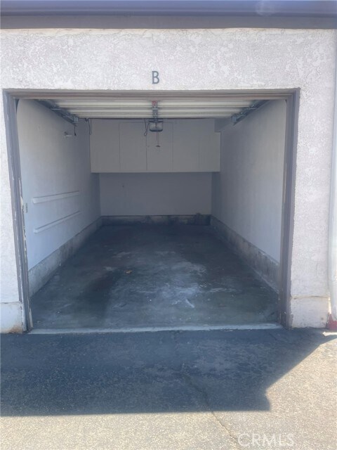 Building Photo - 3703 S Country Oaks Loop