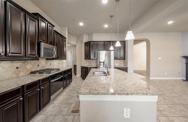 Building Photo - 13606 Mooring Pointe Dr