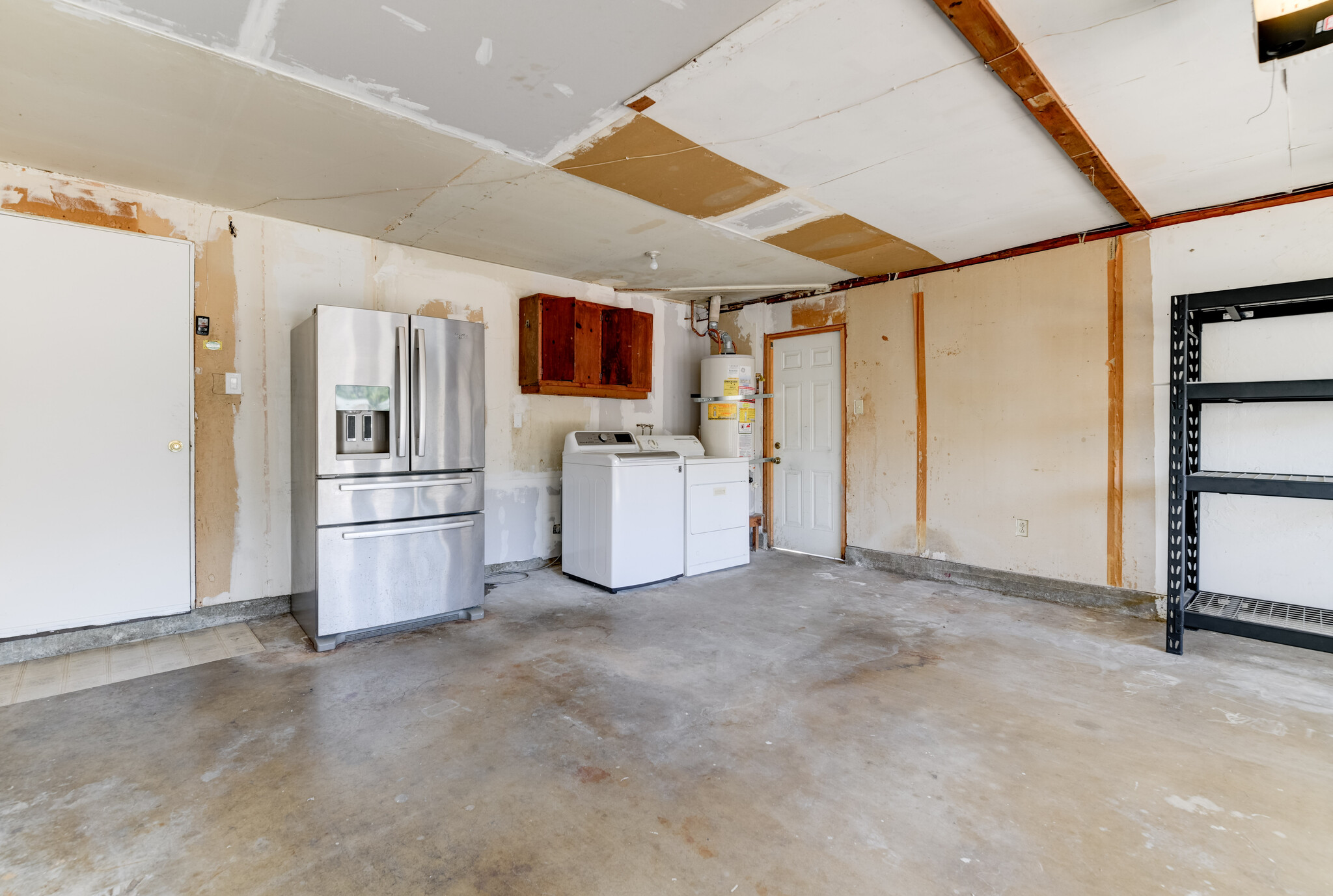 2-Car Garage - 2363 Fleetwood St