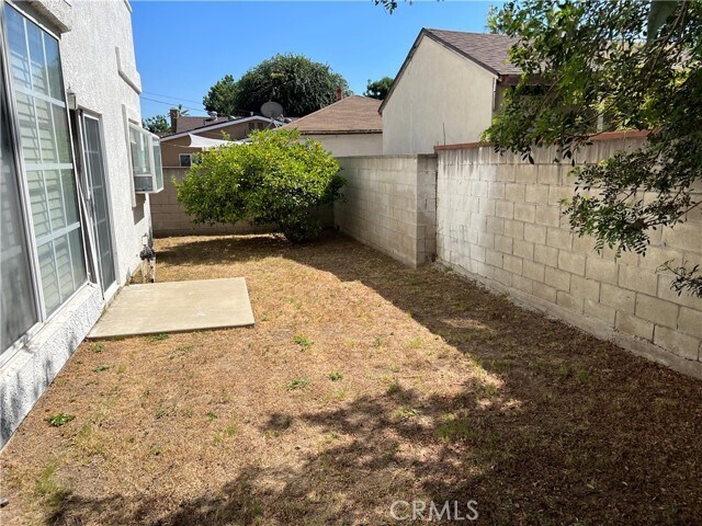 Building Photo - 5805 Encinita Ave