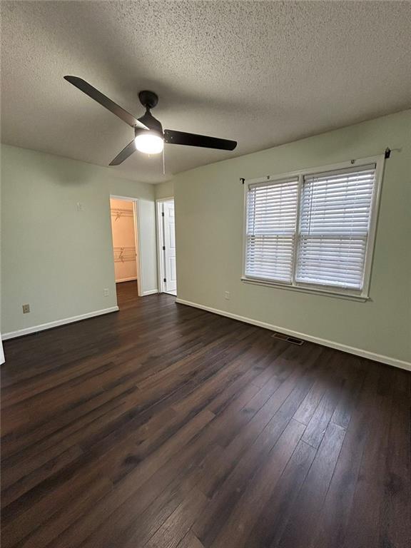 Building Photo - 1730 Paddlewheel Dr NE