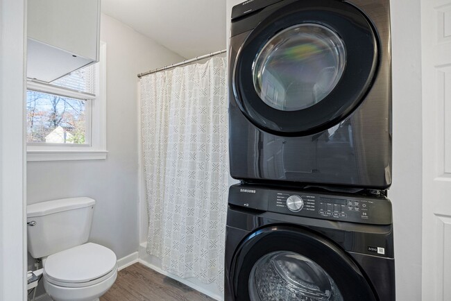 Building Photo - 4 Bedroom Home in Chesterfield County!!!! ***Available Early December***