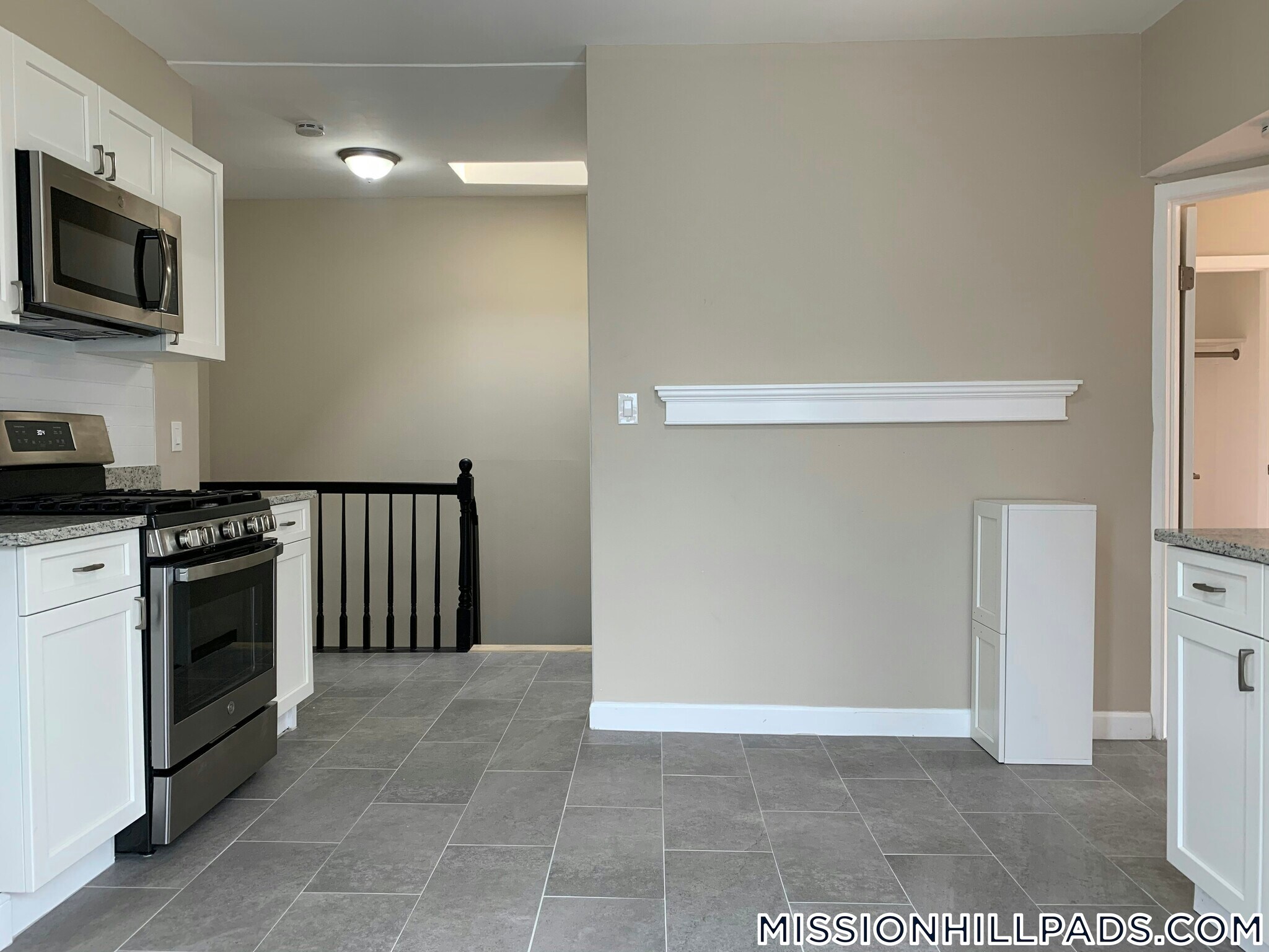 Building Photo - 119 George St