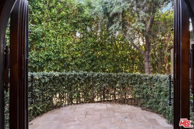 Building Photo - 1901 El Cerrito Pl