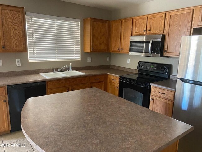 Building Photo - 3441 E Anika Ct