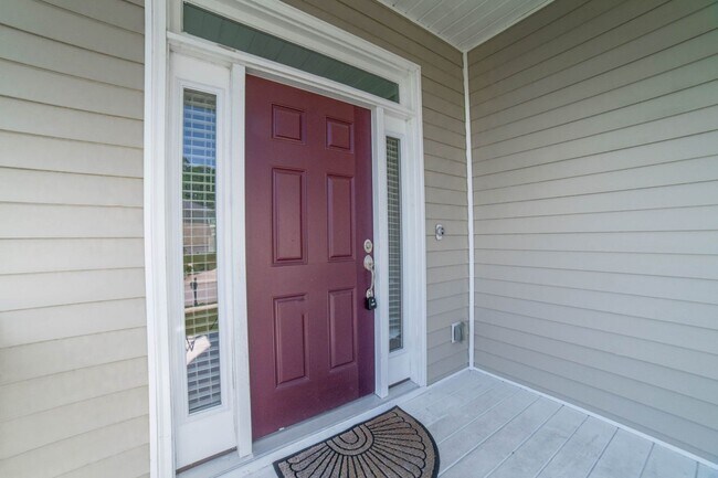 Building Photo - Available Now! ?? ?? ??!