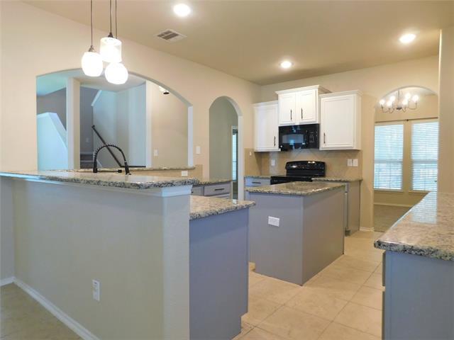 Building Photo - 835 Post Oak Pl