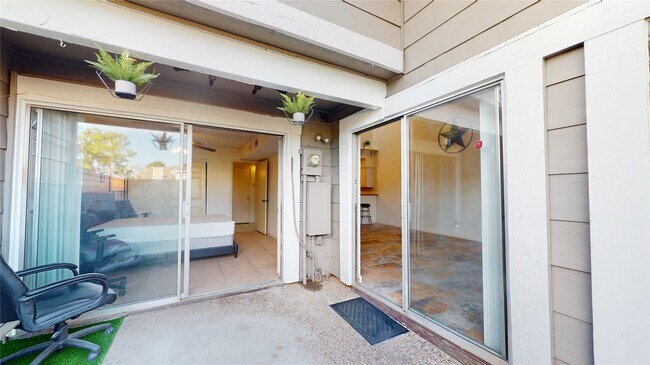 Building Photo - 12250 Copper Tree Pvt Ln