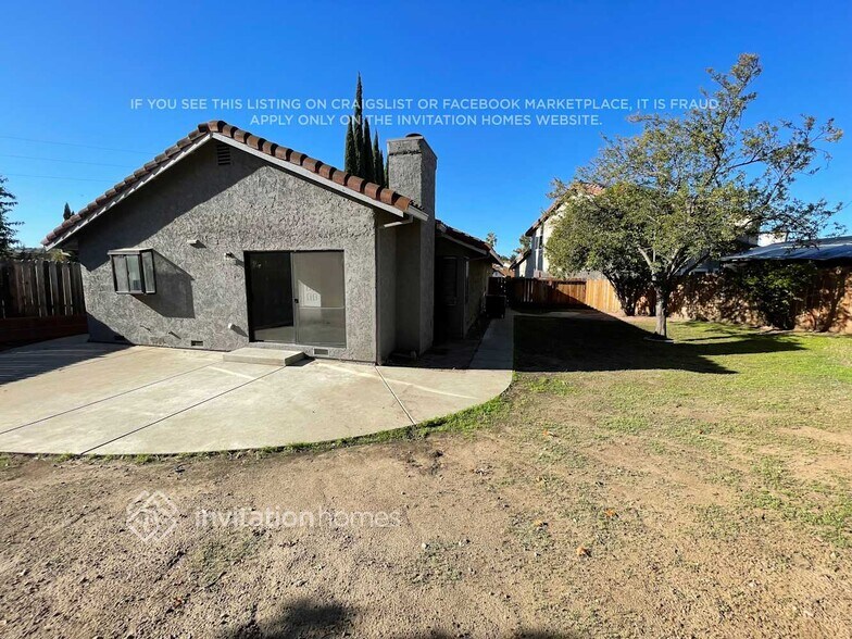 Building Photo - 2241 Pinenut Ct