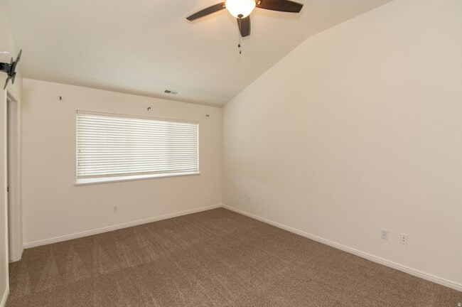 Building Photo - 13533 Venicia Way