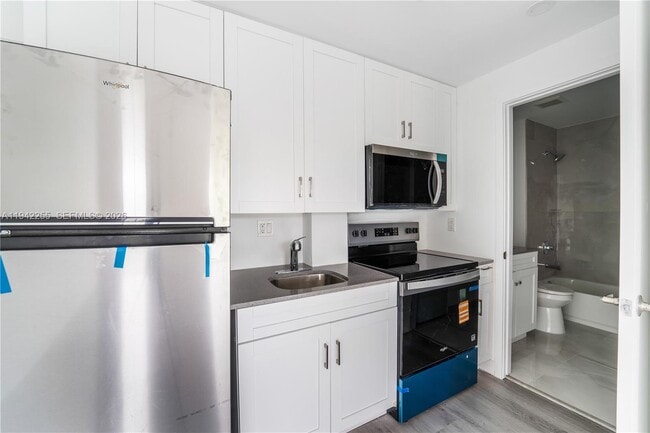 Building Photo - 1165 NW 8th Ave