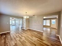 Building Photo - Beautifully Updated 3/2 Within Walking Distance to Tarleton State!