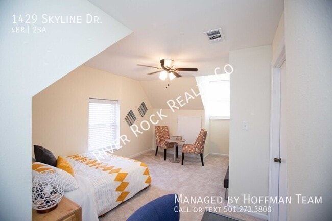 Building Photo - 1429 Skyline Dr