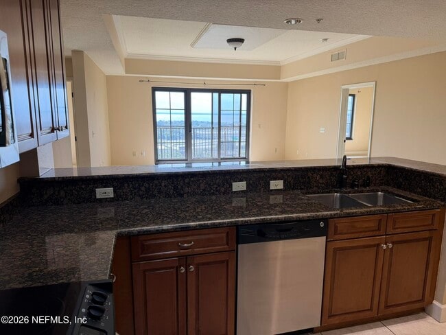 Building Photo - 1478 Riverplace Blvd