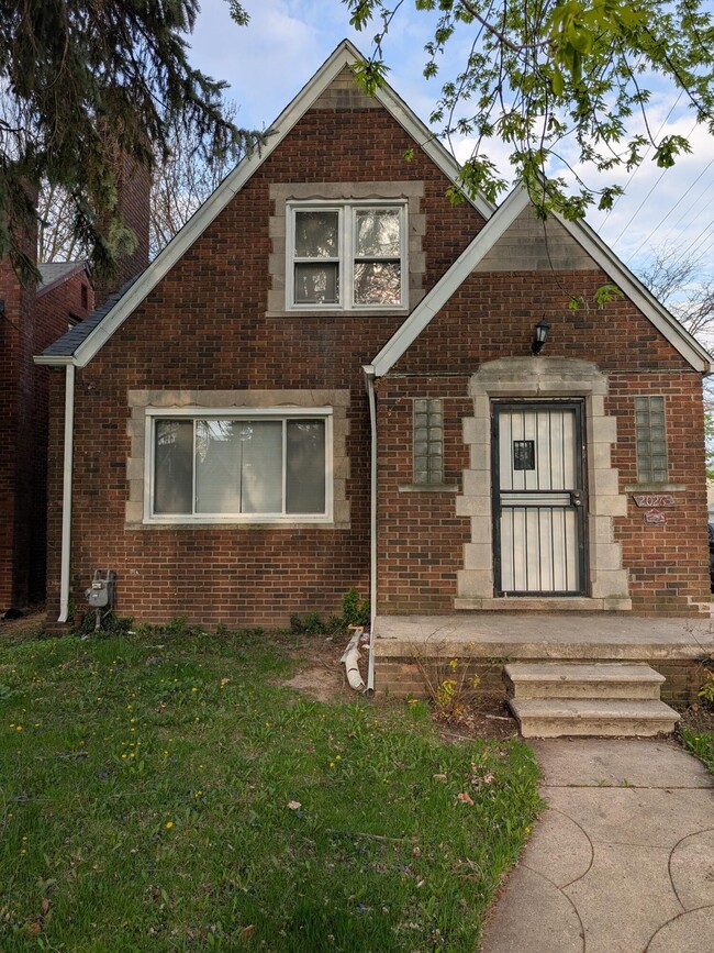 Primary Photo - 20265 Stotter St