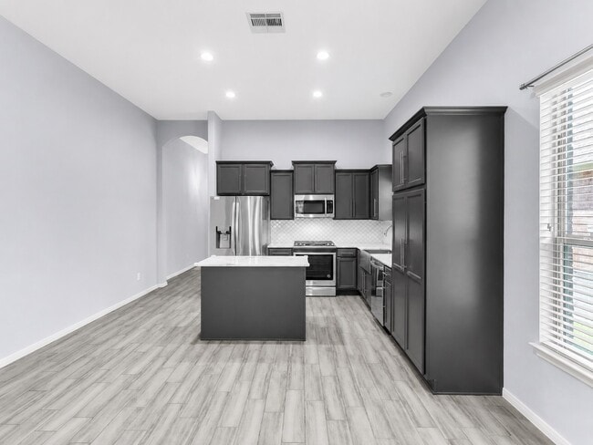 Building Photo - 19111 W Windhaven Terrace Trail
