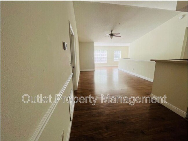 Building Photo - 4312 S Kirkman Rd