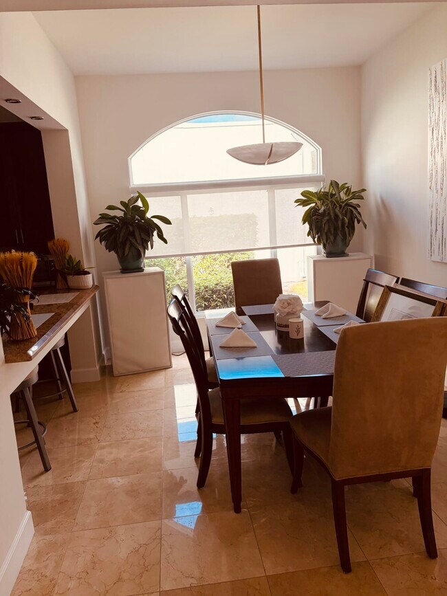 Building Photo - 13186 Touchstone Pl