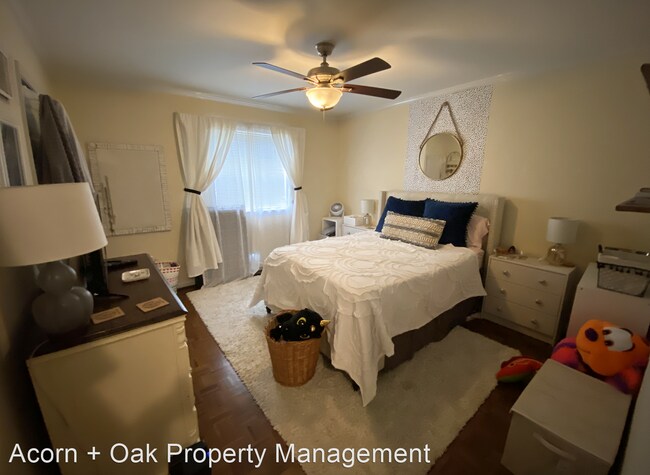 Building Photo - 3 br, 1.5 bath House - 3909 Browning Place