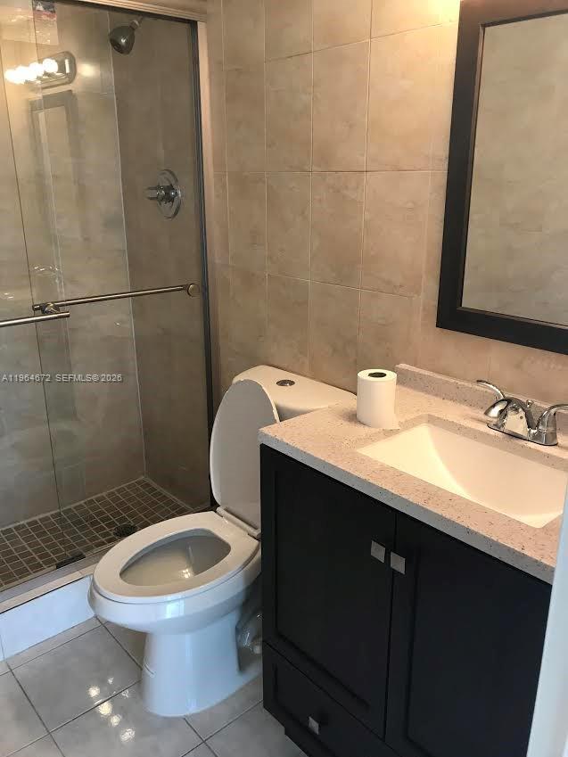 Building Photo - 16919 N Bay Rd