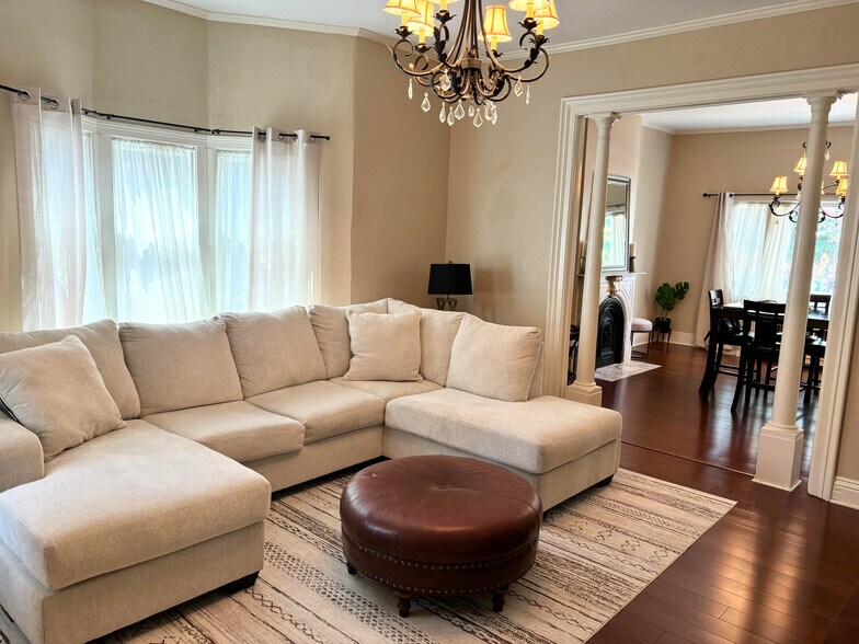 Living Room - 61 Park St