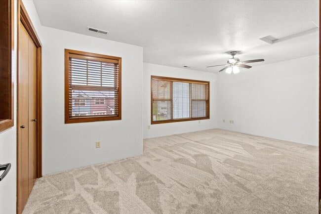 Building Photo - 3126 Alameda St