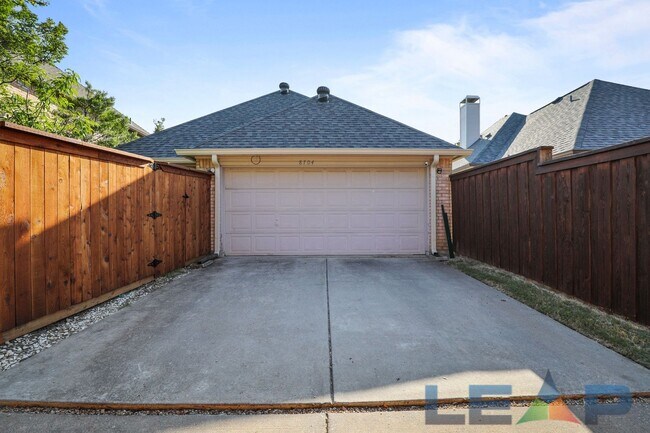 Building Photo - Beautiful 3 bedroom, 2 bath house in Irving!