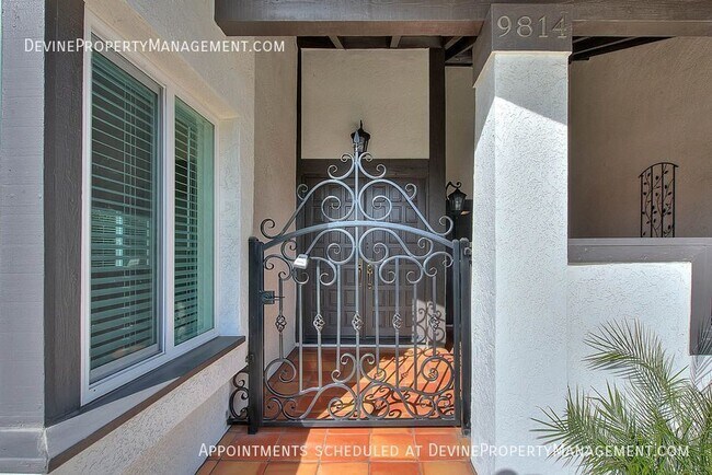 Building Photo - 9814 Hibiscus Ct