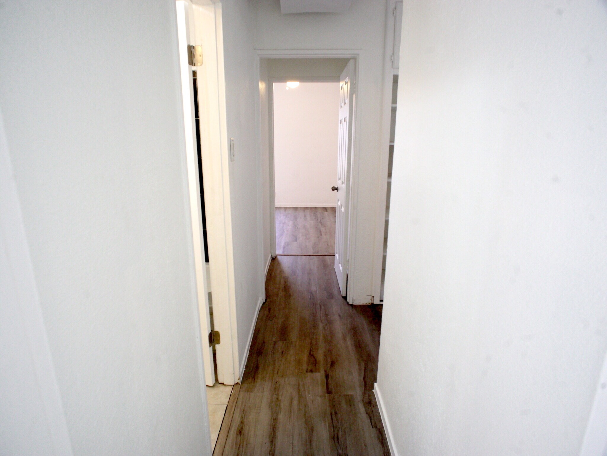 Wood floors - 45127 Division St