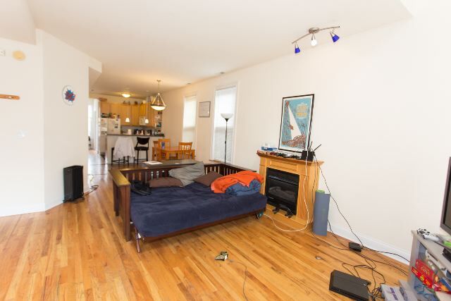 Building Photo - 1720 W Beach Ave