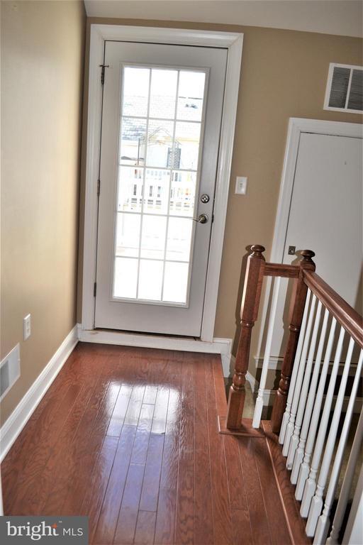 Building Photo - 426 N Thomas St