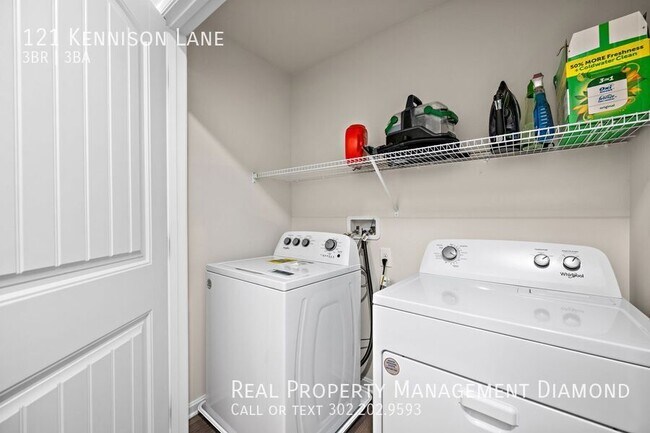 Building Photo - 121 Kennison Ln