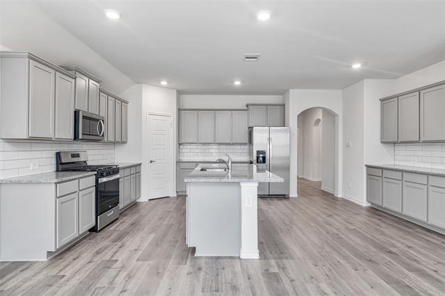 Building Photo - 10305 Rambling Brks Ln