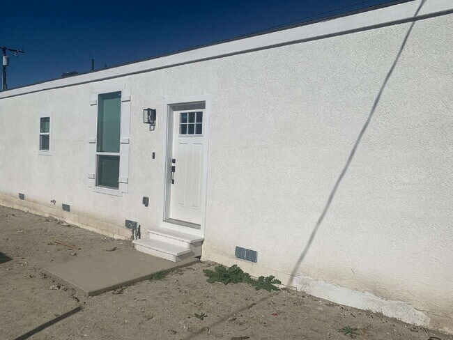 Building Photo - A brand new ADU (Accessory Dwelling Unit)