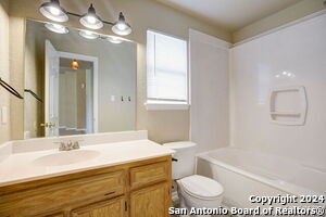 Building Photo - 402 N 23rd St