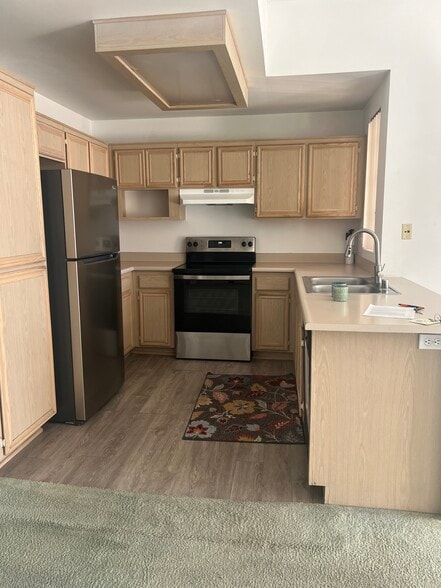 Building Photo - 17161 Alva Rd