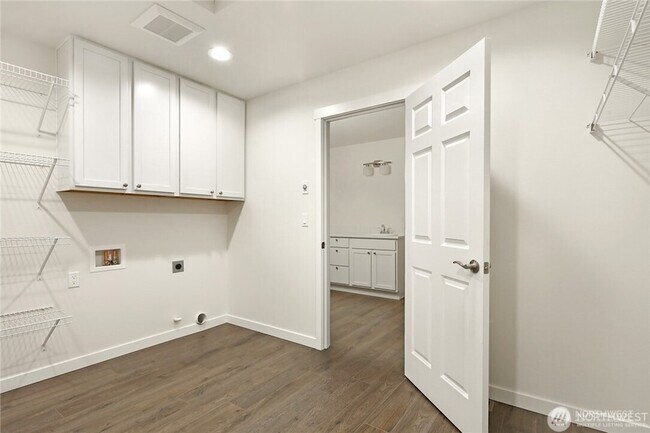 Building Photo - 319 Whitetail Lp