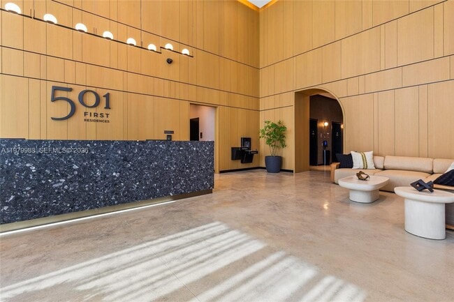 Building Photo - 151 NE 5th St