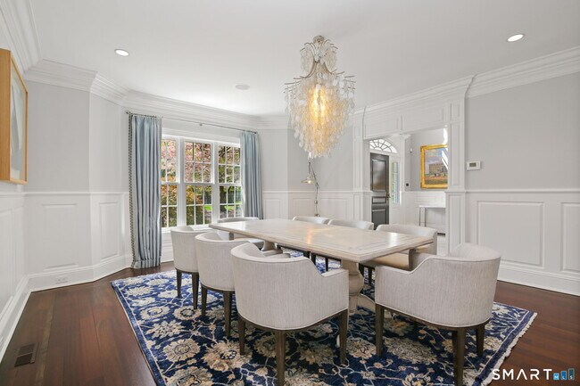 Building Photo - 774 South Ave