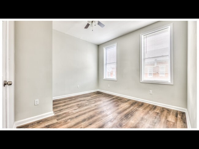 Building Photo - 1634 Darley Ave