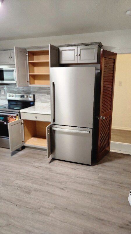 Building Photo - 409 Park Ave