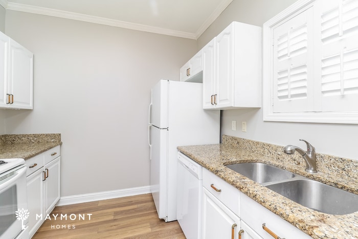 Building Photo - 7003 Walnut Ridge Ct