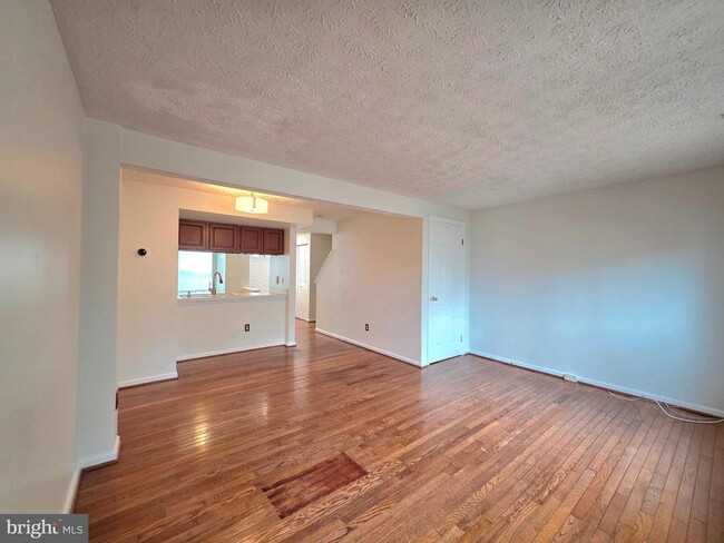 Building Photo - 8568 Koluder Ct