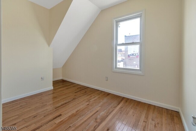 Building Photo - 383 Central Ave
