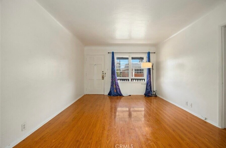 Building Photo - 337 Lime Ave