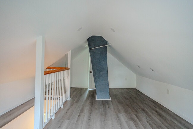 Building Photo - 11 Burritt Ave